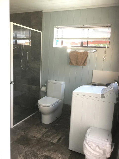 Jetz Bungalow - Accommodation Main Beach 2