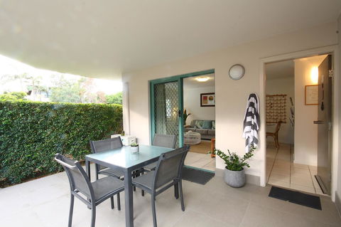 Cossies By The Sea - Accommodation Main Beach 12