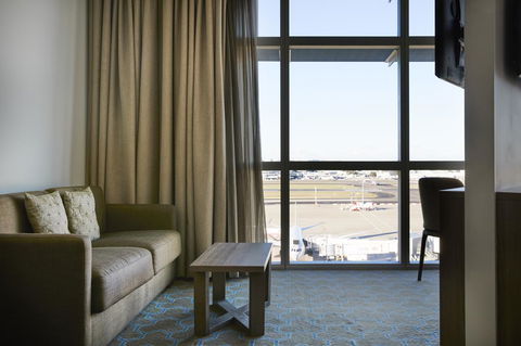 Rydges Sydney Airport Hotel - Accommodation Main Beach 41