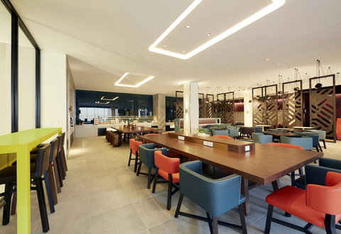 Holiday Inn Express Sydney Airport, An IHG Hotel - Accommodation Main Beach 18