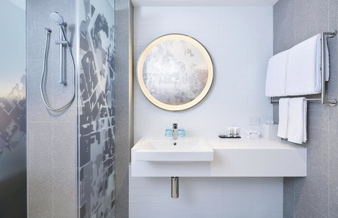 Holiday Inn Express Sydney Airport, An IHG Hotel - Accommodation Main Beach 22
