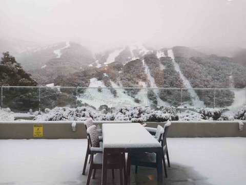 Lantern 1 Bedroom Balcony With Panoramic View - Accommodation Main Beach 4