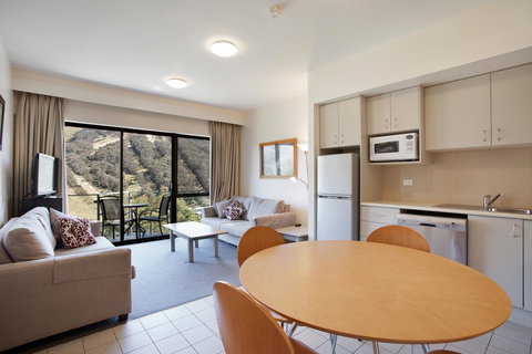 Lantern 1 Bedroom Balcony With Panoramic View - Accommodation Main Beach 30