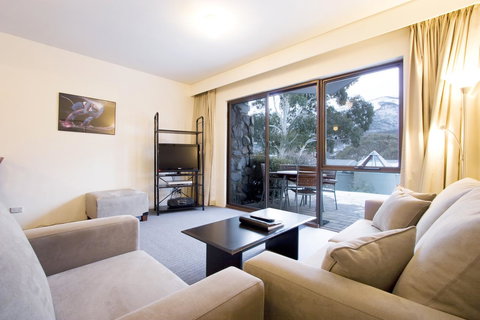 Lantern 1 Bedroom Balcony With Panoramic View - Accommodation Main Beach 25