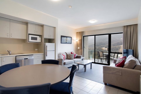 Lantern 1 Bedroom Balcony With Panoramic View - Accommodation Main Beach 18