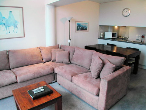 Lantern 1 Bedroom Balcony With Panoramic View - Accommodation Main Beach 20