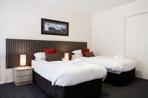 Lantern 1 Bedroom Balcony With Panoramic View - Accommodation Main Beach 16