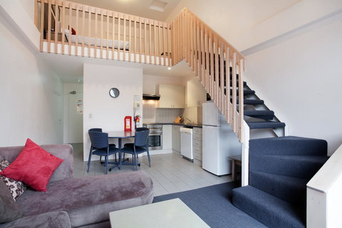 Lantern 1 Bedroom Balcony With Panoramic View - Accommodation Main Beach 15