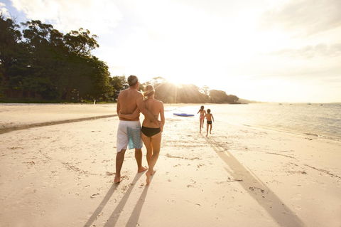 On The Beach Getaway - Accommodation Main Beach 11