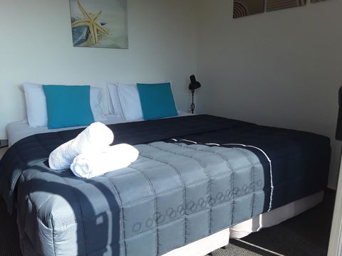 Narooma Golfers Lodge - Accommodation Main Beach 11
