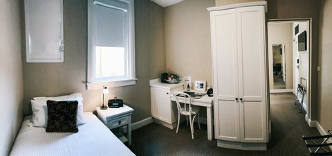 CH Boutique Hotel & Apartments, Ascend Hotel Collection - Accommodation Main Beach 38