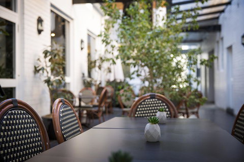 CH Boutique Hotel & Apartments, Ascend Hotel Collection - Accommodation Main Beach 31