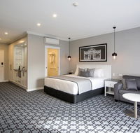 CH Boutique Hotel - Accommodation Main Beach