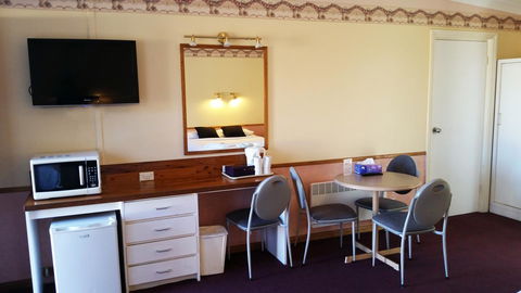Echo Point Discovery Motel - Accommodation Main Beach 3