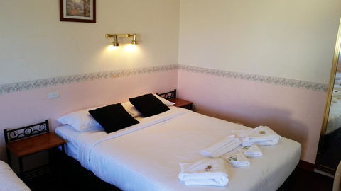 Echo Point Discovery Motel - Accommodation Main Beach 7