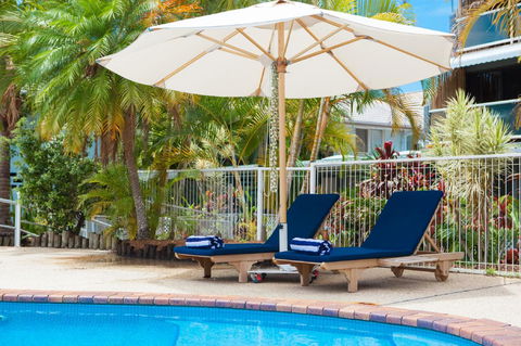 The Lord Byron - Accommodation Main Beach 23