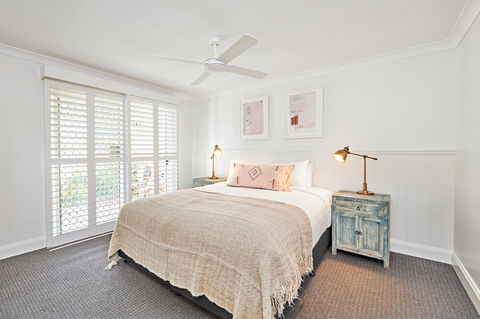 The Lord Byron - Accommodation Main Beach 14