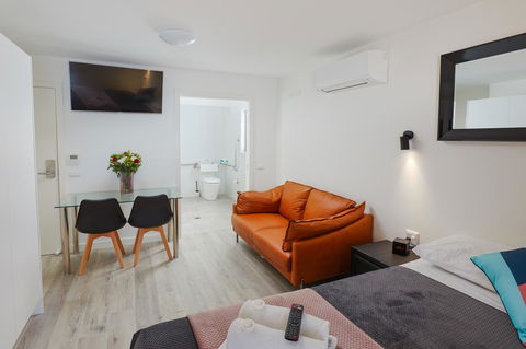 Alfred Apartments - Accommodation Main Beach 6