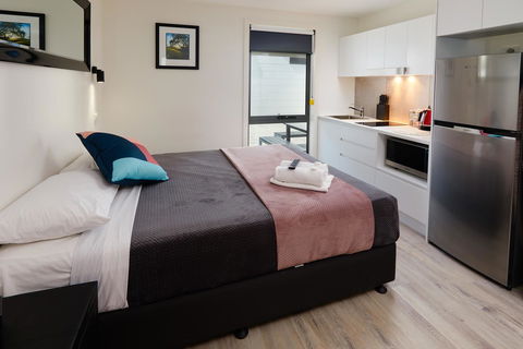 Alfred Apartments - Accommodation Main Beach 7