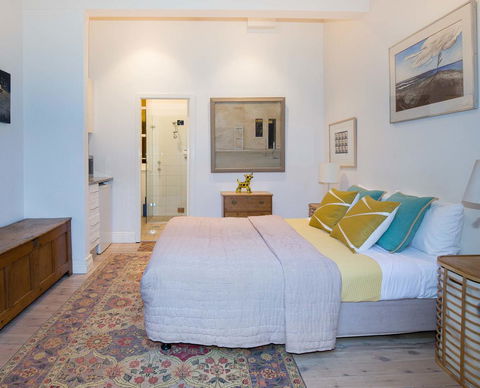Bondi Beach House - Accommodation Main Beach 38