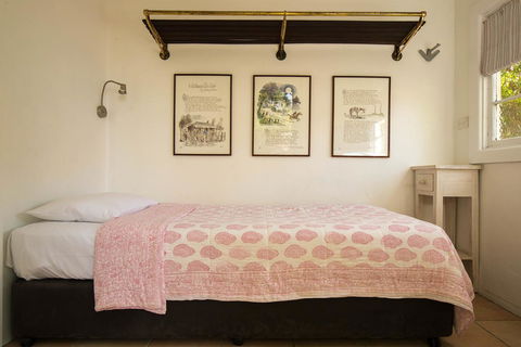 Bondi Beach House - Accommodation Main Beach 26
