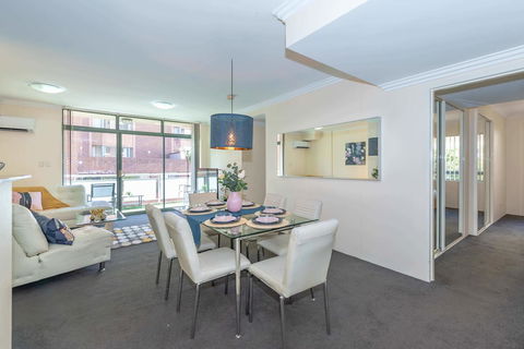 Apartments In Pyrmont - Accommodation Main Beach 24
