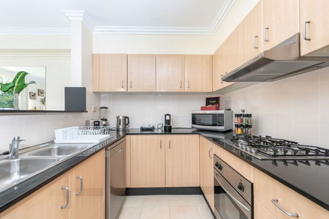 Apartments In Pyrmont - Accommodation Main Beach 41
