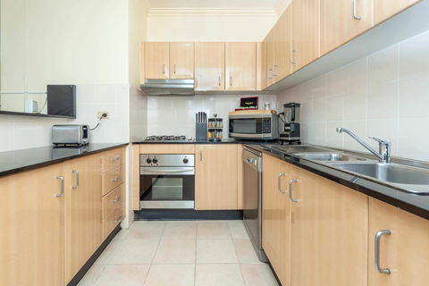 Apartments In Pyrmont - Accommodation Main Beach 32