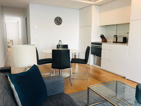Wyndel Apartments Neutral Bay - Military - Accommodation Main Beach 4