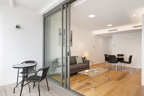 Wyndel Apartments Neutral Bay - Military - Accommodation Main Beach 10
