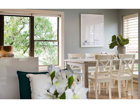 Beachside Getaway In Freshie W Parking - Accommodation Main Beach 3