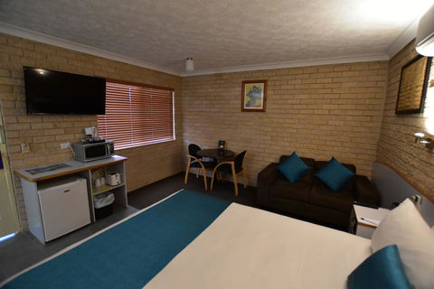Best Western Kennedy Drive Airport Motel - Accommodation Main Beach 16