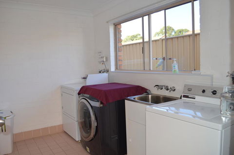 Best Western Kennedy Drive Airport Motel - Accommodation Main Beach 44