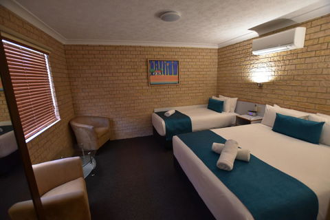 Best Western Kennedy Drive Airport Motel - Accommodation Main Beach 17
