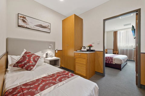YEHS Hotel Sydney QVB - Accommodation Main Beach 39