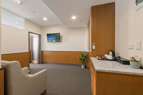 YEHS Hotel Sydney QVB - Accommodation Main Beach 33