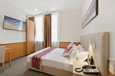 YEHS Hotel Sydney QVB - Accommodation Main Beach 36
