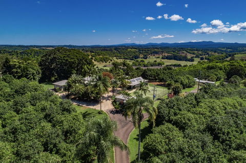 Byron Hinterland Villas - Accommodation Main Beach 12