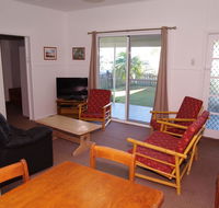 Fleur Cottage 7 Willow Street - Accommodation Main Beach