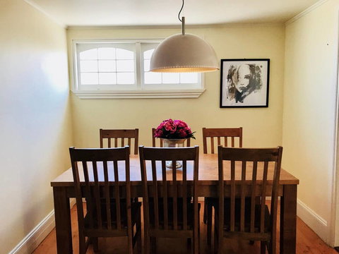 Belltrees - Accommodation Main Beach 2