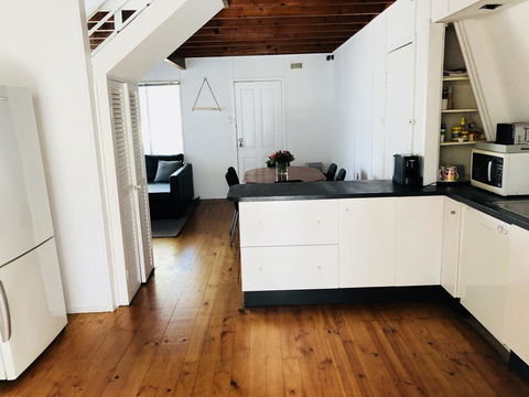 Little Blue Beach House - Accommodation Main Beach 10