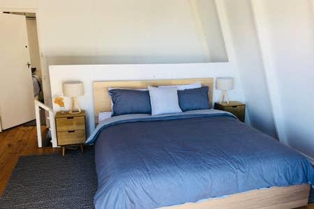 Little Blue Beach House - Accommodation Main Beach 4