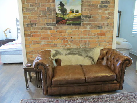 Apple Tree Cottage - Accommodation Main Beach 20