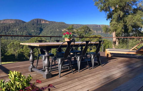 Amaroo Valley Springs - Accommodation Main Beach 1