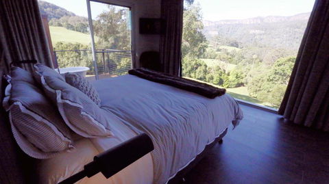 Amaroo Valley Springs - Accommodation Main Beach 32