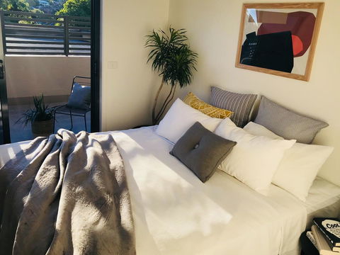 The Botanical 201 - Accommodation Main Beach 9