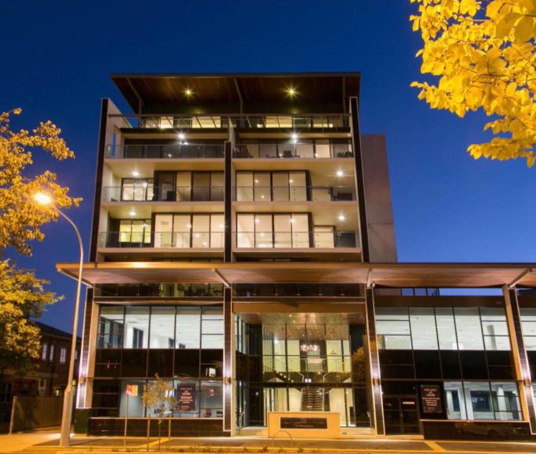 Albury NSW Accommodation Main Beach