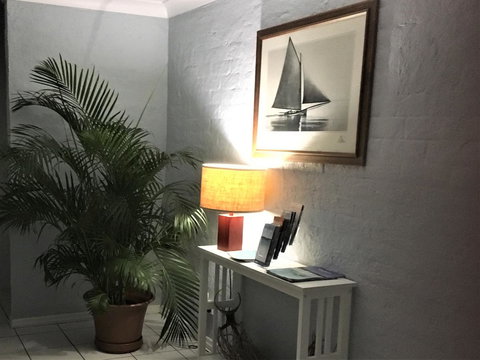 Yigala House - Accommodation Main Beach 5