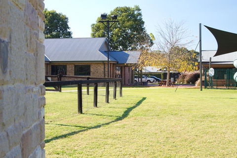 Potters Apartments - Accommodation Main Beach 27
