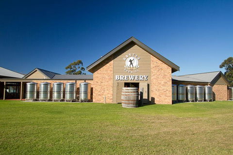 Potters Apartments - Accommodation Main Beach 40